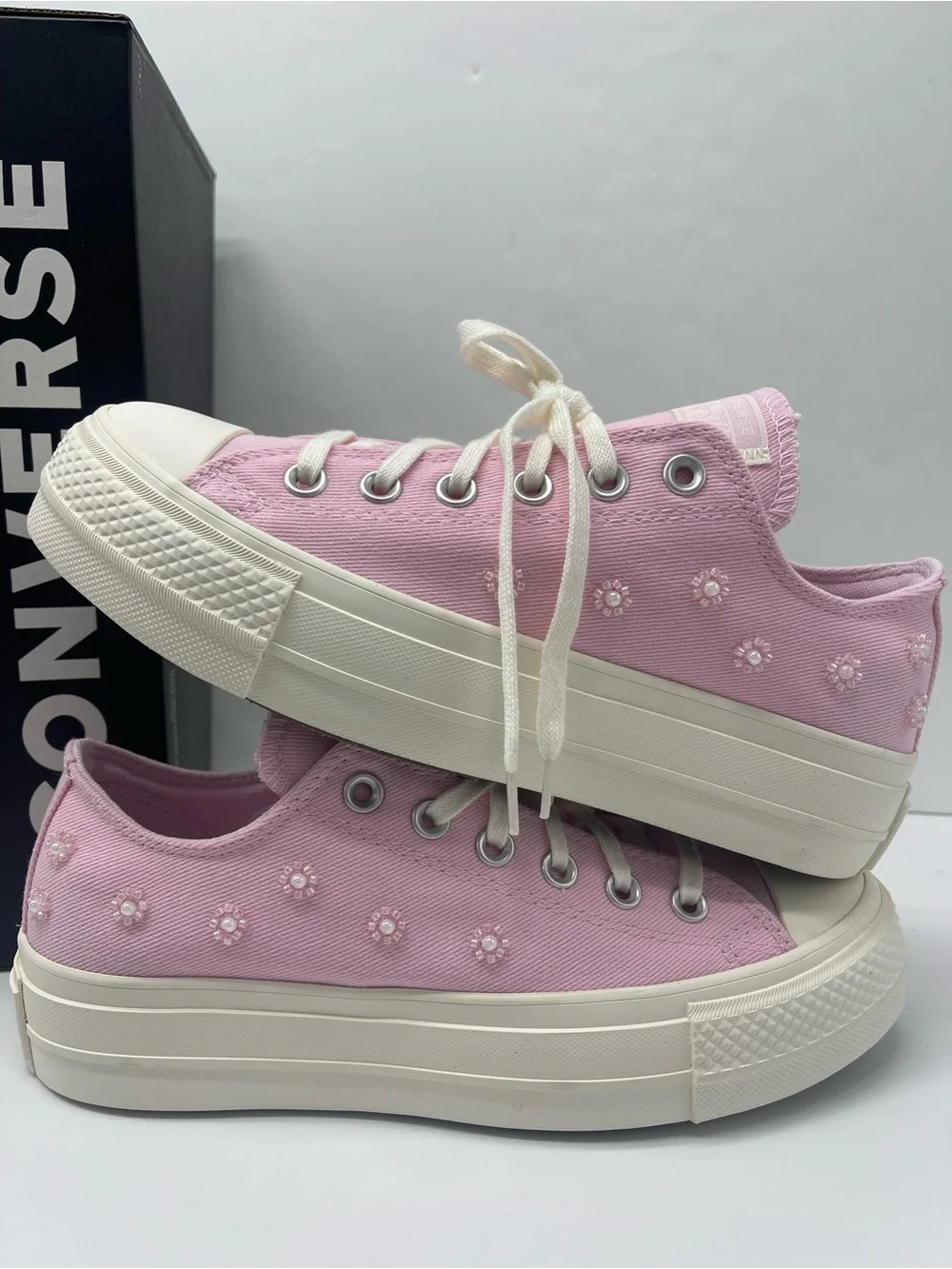 Converse CTAS LIFT OX NEW FOUND BLOOM/EGRET/EGRET Platform Sneakers A16108C